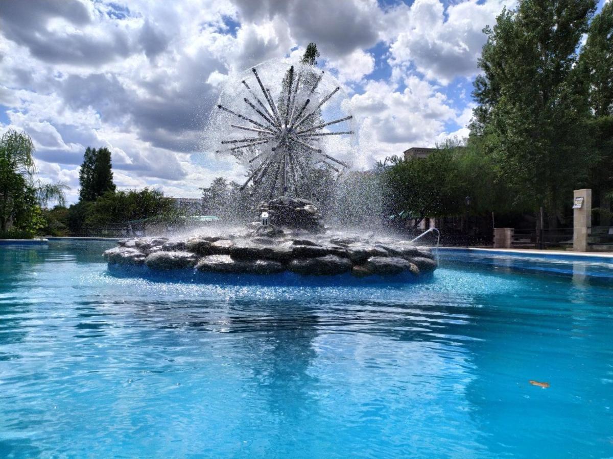 Hotel Torres Del Sol Merlo Екстериор снимка